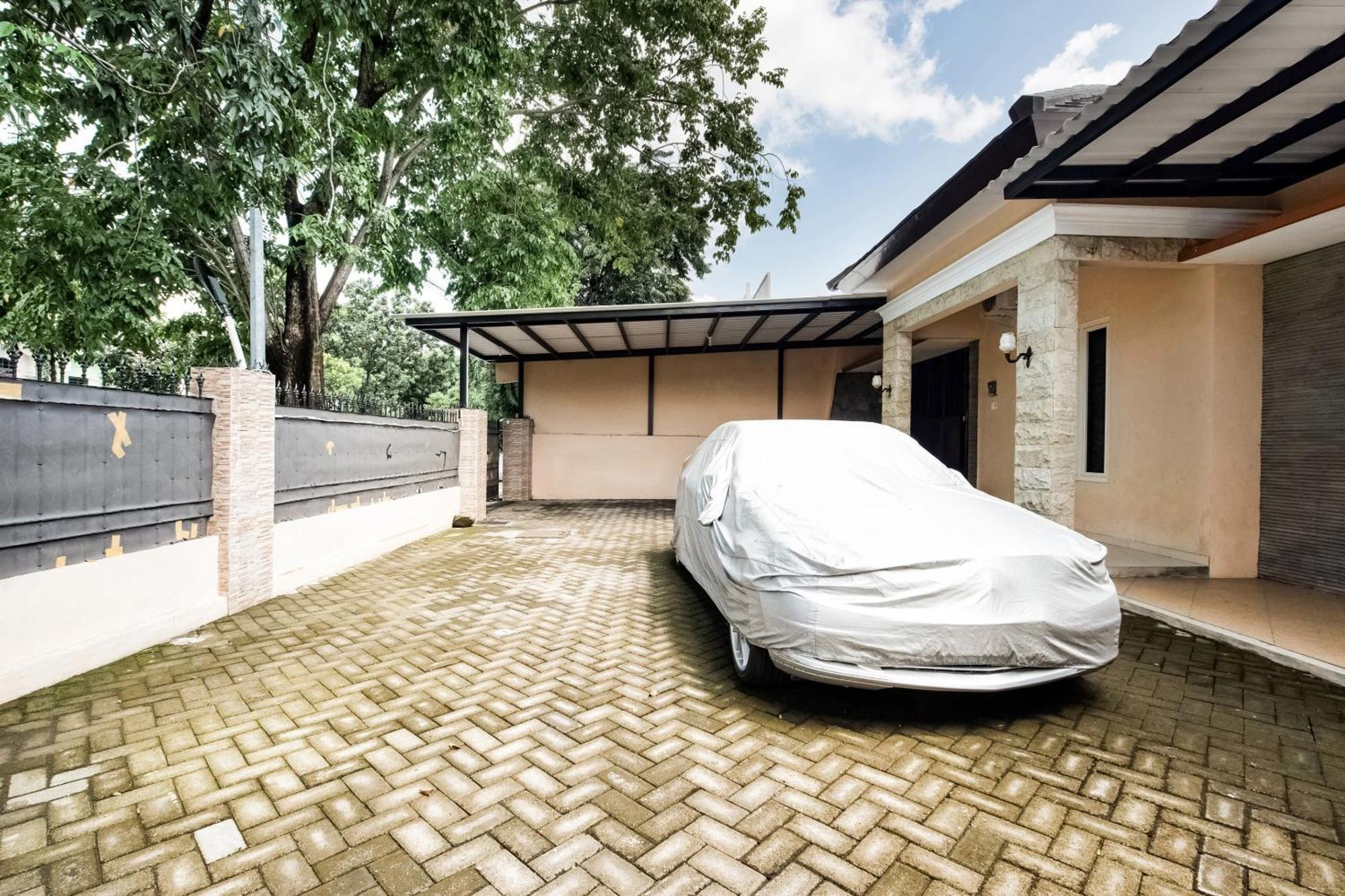 Отель Oyo Life 3398 Griya Rm 19 Syariah Сурабая Экстерьер фото